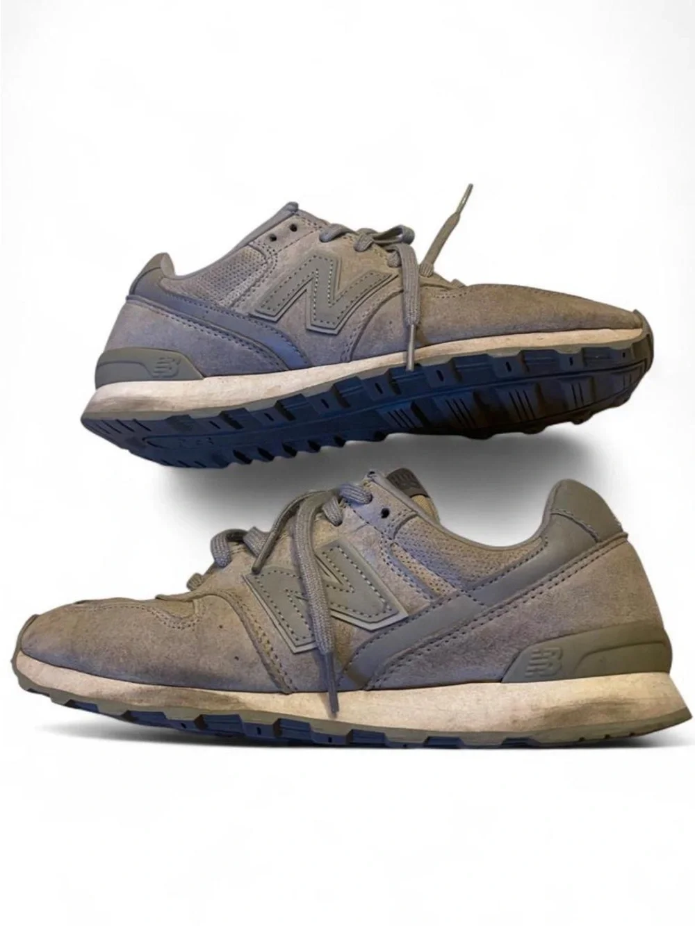 New Balance 696 Gray Sneakers Women’s Size 8